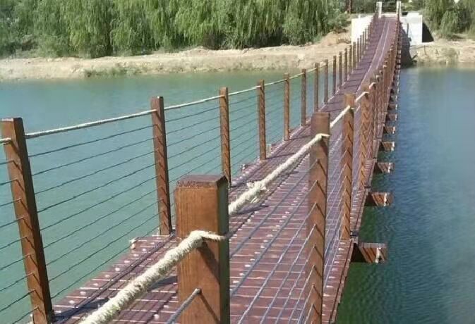 木質吊橋